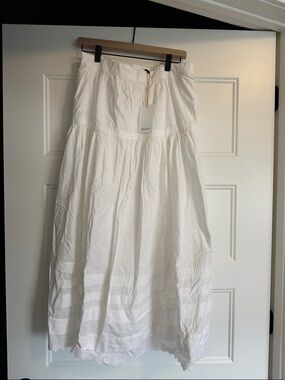 Quince White Tiered Cotton Maxi Skirt with Lace Hem